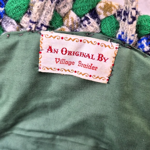 Handmade Braided Purse - Picture 3 of 9